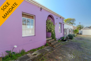 2 Bed House in Wynberg